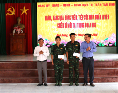 Huyện Bắc Tân Uyên tiếp sức mùa huấn luyện tại Trung đoàn 6, Bộ CHQS tỉnh Bình Dương