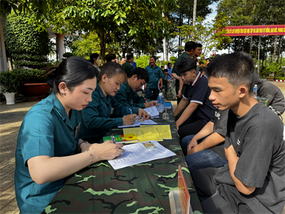 Huyện Tân Biên, tỉnh Tây Ninh tổ chức điểm đăng ký nghĩa vụ quân sự