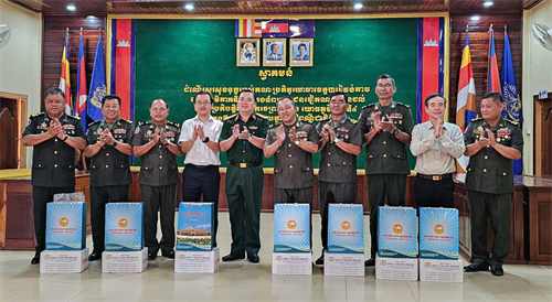 Bộ CHQS tỉnh Bà Rịa - Vũng Tàu thăm, chúc Tết cổ truyền dân tộc Khmer Chol Chnam Thmay