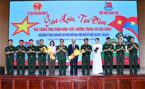 Sư đoàn 9 phối hợp trưng bày sách, báo và giao lưu tọa đàm “Đại thắng mùa Xuân năm 1975 – những trang sử hào hùng”