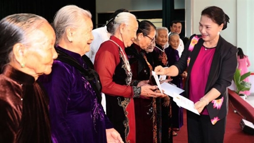 Nhiều hoạt động thể hiện sâu sắc truyền thống “Uống nước nhớ nguồn”