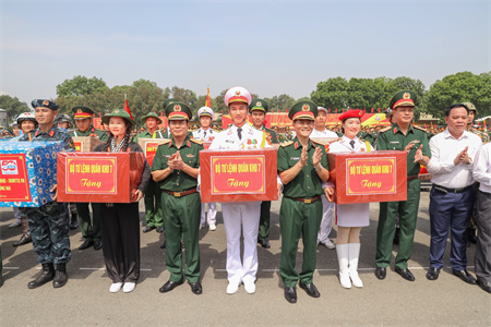 Tổng hợp luyện lần 2: Sẵn sàng diễu binh, diễu hành trong ngày đại lễ