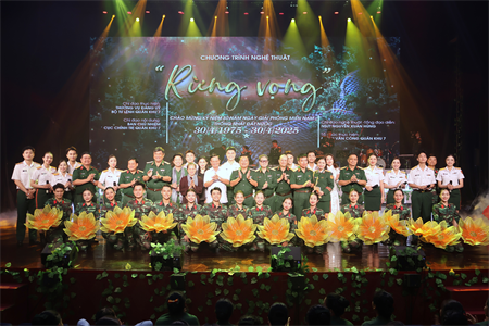 Chương trình nghệ thuật "Rừng vọng" - Bản hùng ca tiếp nối truyền thống anh hùng Quân đội Nhân dân Việt Nam