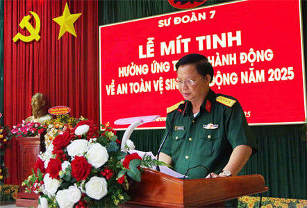 Sư đoàn 7 tổ chức Lễ mít tinh hưởng ứng Tháng hành động về an toàn, vệ sinh lao động năm 2025