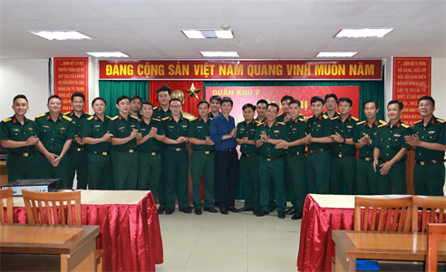 Quân khu 7 bế mạc lớp tập huấn nghiệp vụ vật tư công tác Đảng, công tác chính trị năm 2025