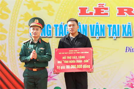 Những căn nhà ấm tình quân dân giữa đại ngàn Tây Nguyên