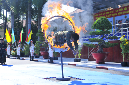 Trung đoàn Gia Định khai mạc Hội thao Quân sự năm 2025