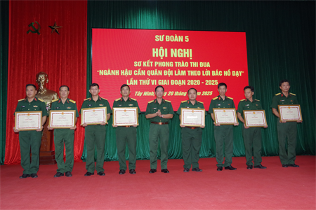 Sư đoàn 5 sơ kết phong trào thi đua “Ngành Hậu cần Quân đội làm theo lời Bác Hồ dạy”
