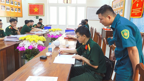 Cục Chính trị Quân khu 7 kiểm tra công tác Đảng, công tác chính trị tại Bộ CHQS tỉnh Bình Dương