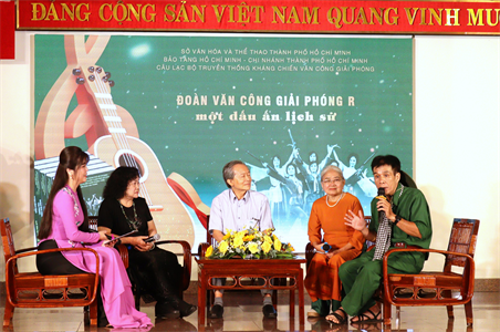 Ra mắt sách "Đoàn Văn công Giải phóng R - Một dấu ấn lịch sử"