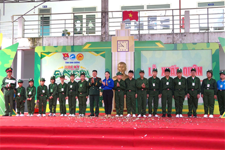 Lễ xuất quân "Học kỳ trong Quân đội" tỉnh Bình Dương năm 2025