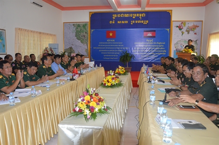 Bộ CHQS tỉnh Tây Ninh và 4 tiểu khu quân sự kết nghĩa - Vương quốc Campuchia sơ kết phối hợp hoạt động