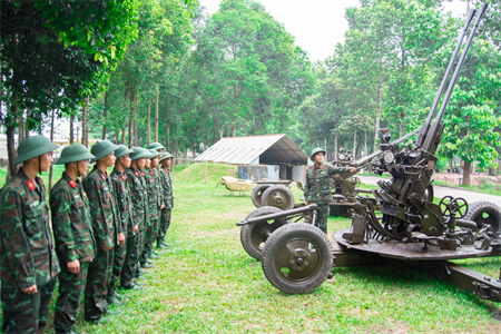 Thêm lực, tạo đà, tổ chức thành công Đại hội đại biểu Đảng bộ Trường Quân sự Quân khu 7 lần thứ XII, nhiệm kỳ 2025 - 2030