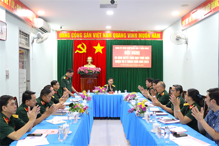 Đảng ủy Bệnh viện Quân dân y Miền Đông lãnh đạo phát triển bệnh viện thông minh, chuyên sâu