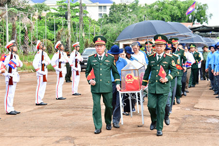 Ban chỉ đạo 515 tỉnh Tây Ninh đón hài cốt liệt sĩ và Đội K70, K71 về nước đợt 2, giai đoạn XXIV (mùa khô 2024-2025)
