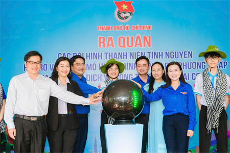 Hàng trăm thanh niên thành phố mang tên Bác tình nguyện hỗ trợ vận hành mô hình chính quyền 2 cấp