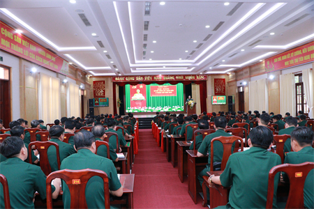 Quân khu 7 sơ kết công tác Tham mưu 6 tháng đầu năm 2025