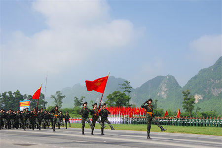 Tổng hợp luyện lần thứ nhất các khối diễu binh, diễu hành A80