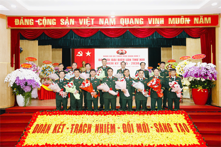 Tập trung xây dựng Đảng bộ Bộ Tham mưu Quân khu vững mạnh