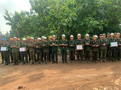 Lữ đoàn 25: Thăm và động viên Tiểu đoàn 739 thực hiện nhiệm vụ tại Đồng Nai