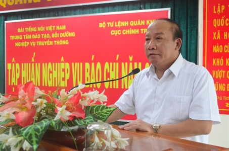 Cục Chính trị Quân khu 7 tổ chức tập huấn nghiệp vụ báo chí năm 2017