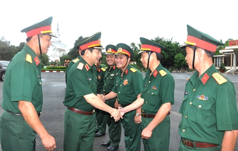 ​Trung tướng Phan Văn Giang thăm, kiểm tra Sư đoàn bộ binh 5 Quân khu 7