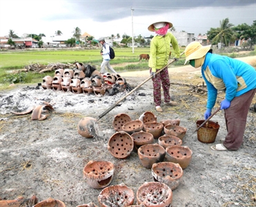 Đến Bình Đức ngắm gốm Gọ