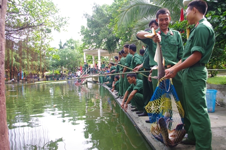 Sư đoàn 5: Đa dạng các hoạt động trong ngày nghỉ cuối tuần