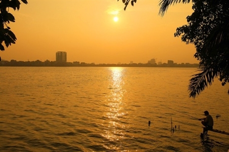 Hoàng hôn lặng lẽ