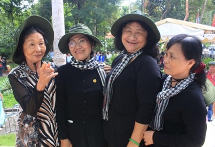 Kiên cường bảo vệ căn cứ, khôn khéo phục vụ chiến đấu