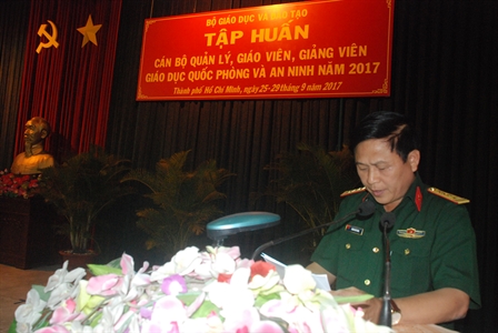 Bế mạc tập huấn cán bộ quản lý, giáo viên, giảng viên giáo dục QP-AN năm 2017