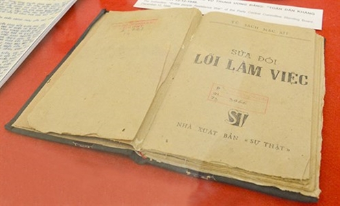70 năm tác phẩm “Sửa đổi lối làm việc”: Tầm nhìn của Bác và những vấn đề luôn nóng hổi tính thời sự