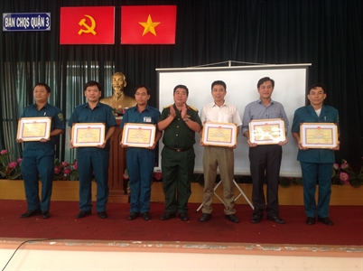 LLVT phường 12, Quận 3
Đẩy mạnh phong trào TĐQT gắn với phong trào thi đua yêu nước