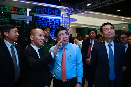 Viettel triển lãm công nghệ nhân dịp 13 năm kinh doanh mạng di động