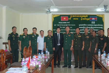 Đoàn Ủy ban chuyên trách Chính phủ Việt Nam làm việc với tỉnh Pai Lin và Bát Đom Bong, Vương quốc Campuchia