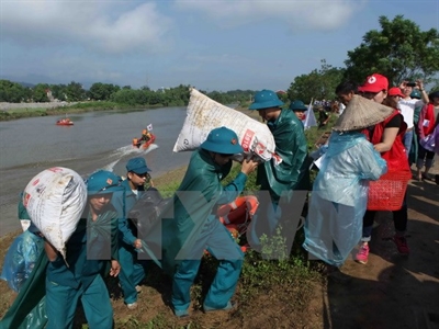 Thủ tướng Chính phủ kêu gọi đồng bào, chiến sĩ cả nước chủ động ứng phó với thiên tai, hạn chế thấp nhất thiệt hại có thể xảy ra