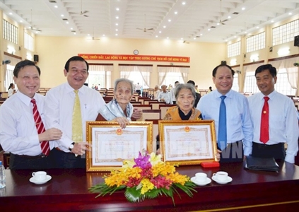 Tặng và truy tặng danh hiệu “Bà Mẹ Việt Nam anh hùng” đợt 34