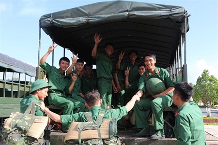 Hỏi: Quy định mức trợ cấp hàng tháng đối với quân nhân, người làm công tác cơ yếu hưởng lương như đối với quân nhân đã phục viên, xuất ngũ, thôi việc như thế nào?