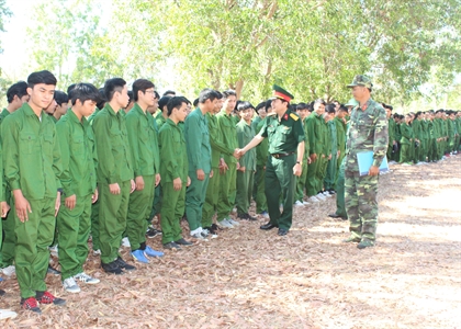 Trường Quân sự tỉnh Bình Thuận: Đổi mới nội dung, hình thức giáo dục quốc phòng cho sinh viên