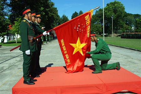 Hơn 2.000 hạ sĩ quan, nhân viên chuyên môn kỹ thuật  tốt nghiệp khóa 53