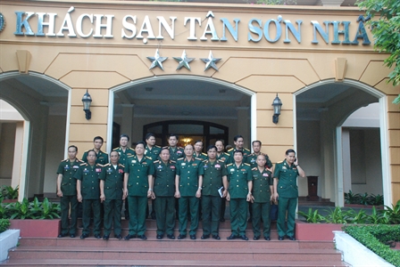 Tiếp đoàn Học viện Cay Sỏn Phôm-Vi-Hản, Quân đội Nhân dân Lào