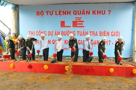 Quân khu 7 khởi công đường tuần tra biên giới giai đoạn 2017-2020