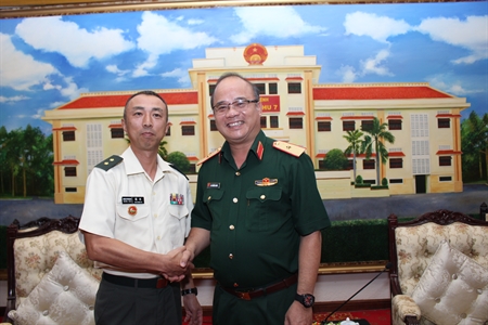 Đoàn sĩ quan Lực lượng Phòng vệ Nhật Bản thăm Bộ Tư lệnh Quân khu 7