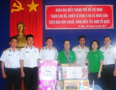 Đoàn công tác TPHCM kết thúc chuyến thăm cán bộ, chiến sĩ và nhân dân các đảo Tây Nam