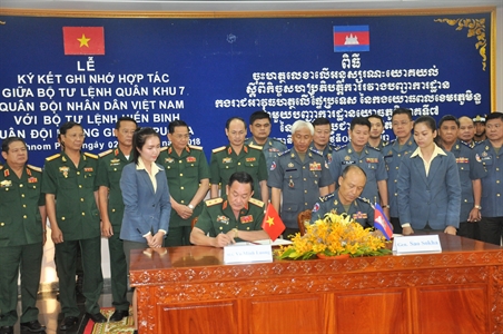 Thúc đẩy hợp tác giữa Bộ Tư lệnh Quân khu 7 Việt Nam và Bộ Tư lệnh Hiến binh Campuchia