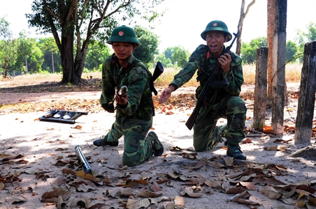 Người cán bộ “Đầu binh cuối cán”