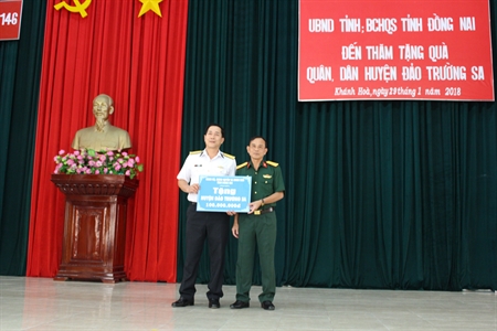 Tỉnh Đồng Nai: Thăm tặng quà tết quân dân huyện đảo Trường Sa, tỉnh Khánh Hòa