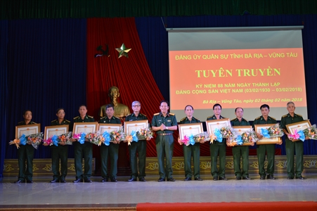 Đảng ủy – Bộ CHQS tỉnh Bà Rịa- Vũng Tàu: Tuyên truyền kỷ niệm 88 năm Ngày thành lập Đảng cộng sản Việt Nam.