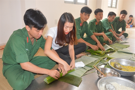 Điểm tựa của nhân dân vùng biên vui xuân đón tết