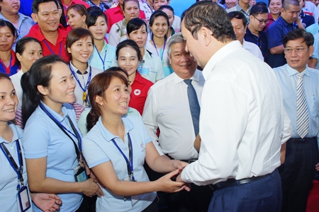 Xuân ấm áp, Tết sum vầy